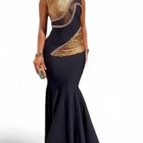 Dresses & Skirts - Women's Black and Gold Rhinestone Maxi Bandage Dress Fornal Bodycon Dress